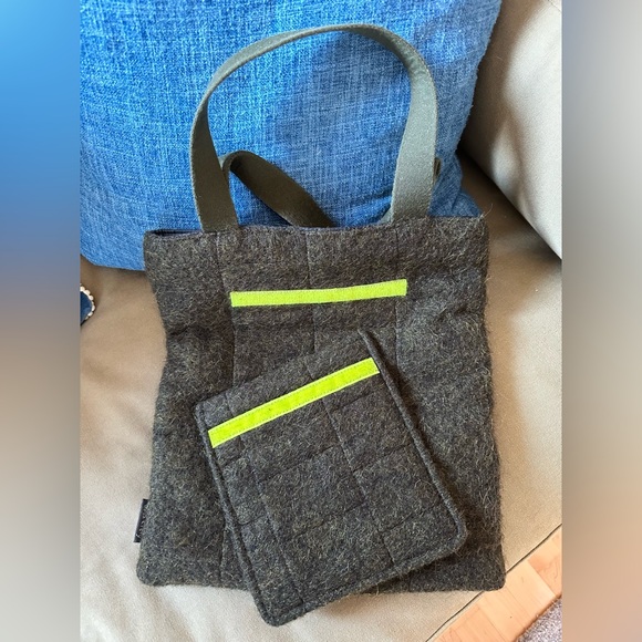 Orla Kiely Woolen Handbag. Like New and Rare! - Picture 2 of 8